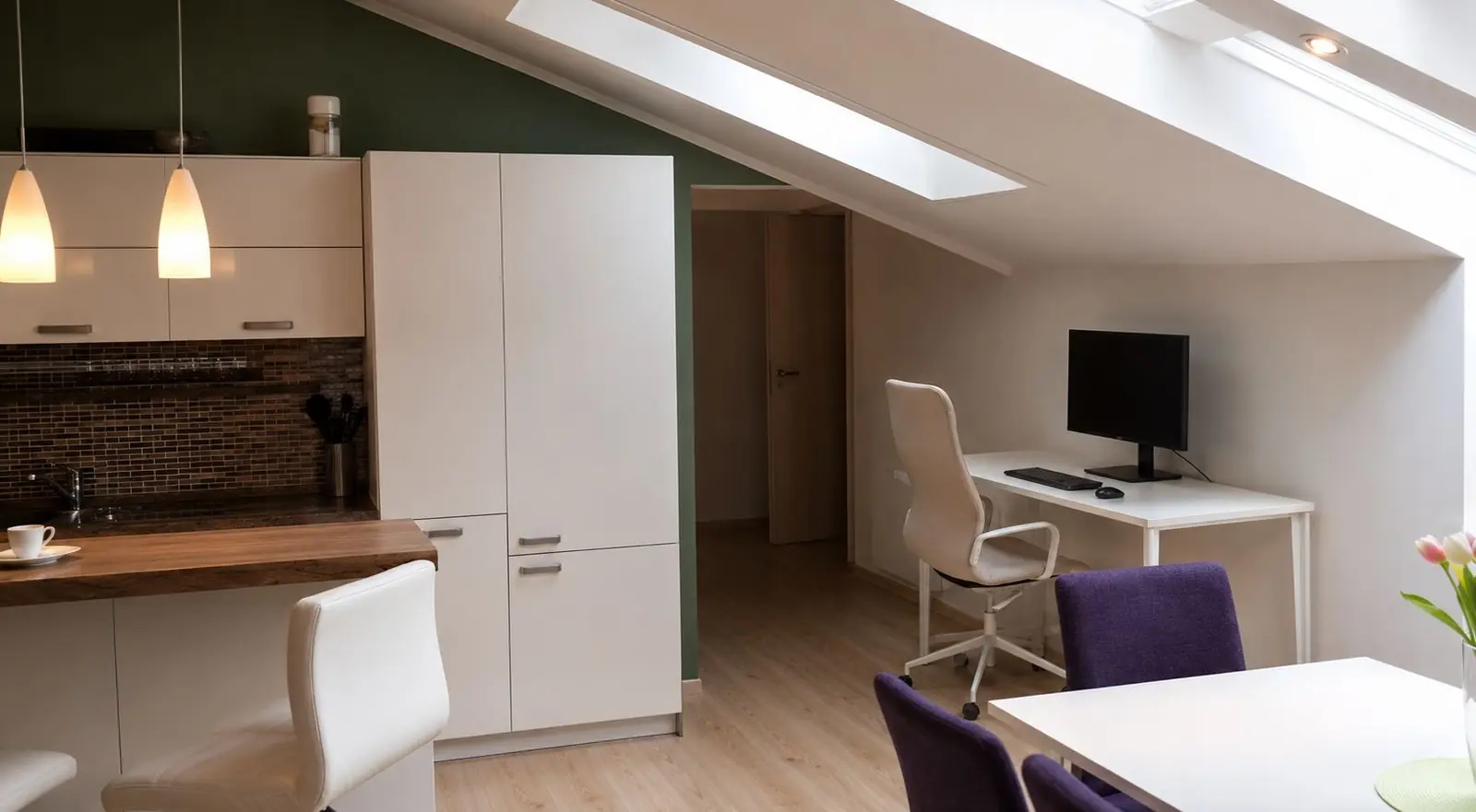Business workspace with external monitor and fast internet in Košice apartment